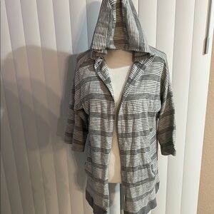 Jack by BB Dakota Gray Cape with Hood and Three-Quarter Sleeves